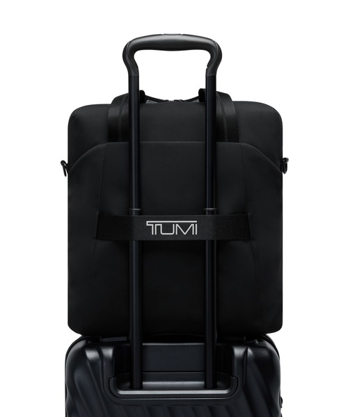 TUMI（トゥミ） トートバッグ TUMI AXIS ミディアム・トート（A4/PC15