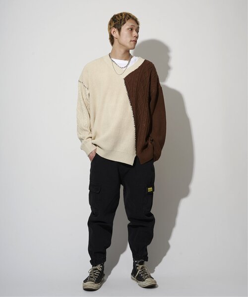 NO NEED セーター ニット リメイクVネックニット 配色/ステッチ