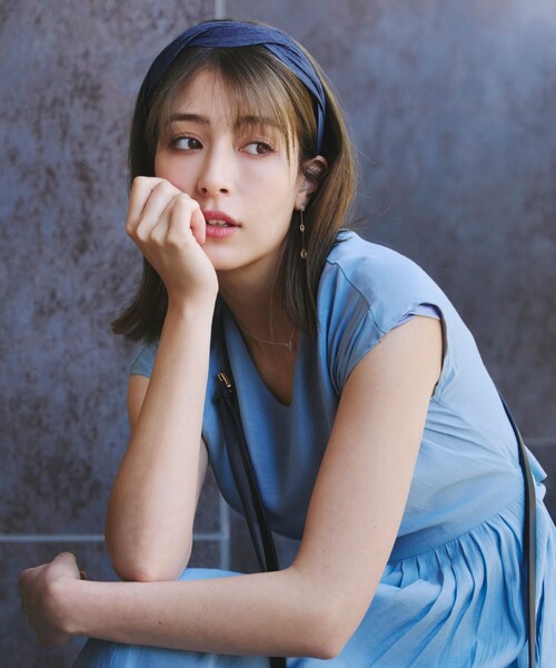 GUCCI リバティ　カチューシャ 日本限定 ヒグチユウコ プリント GG ヘアバンド ベージュ