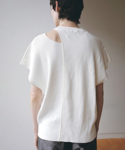 カットソー(長袖/七分) MANOF  MESH SLEEVE LAYERED TOPS MANOF（マノフ） tシャツ SHEER LAYERED CUT TOPS レディース