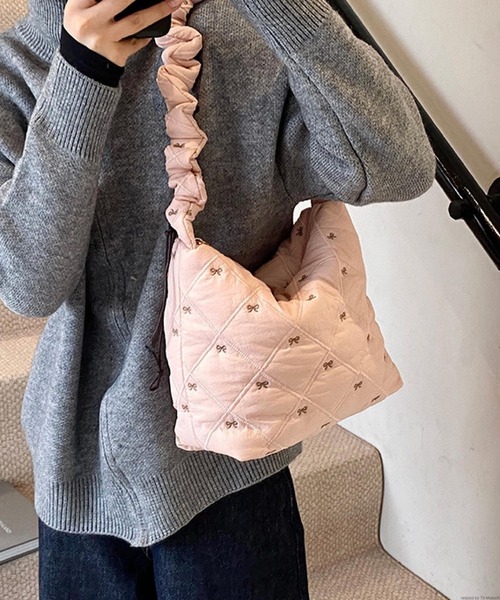 VIBGYOR ショルダーバッグ バッグ Liaa/キルティング リボン柄 く