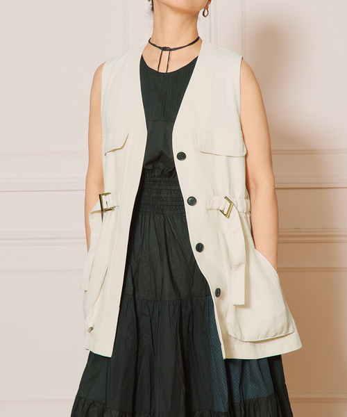 未使用 IENA LA BOUCLE コードエンブ ベスト 定価30800円 IENA LA BOUCLE（イエナラブークル）の「IENA LA BOUCLE オール
