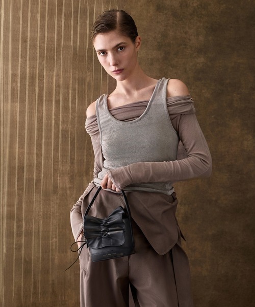 CHARLES & KEITH◆Kadee ルーシュド ミニバッグ ◆送料込 CHARLES & KEITH｜Kadee ケーディー ルーシュドミニバッグ
