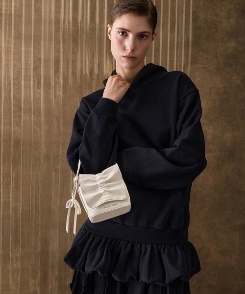 CHARLES ＆ KEITH（チャールズ&キース） ハンドバッグ Kadee