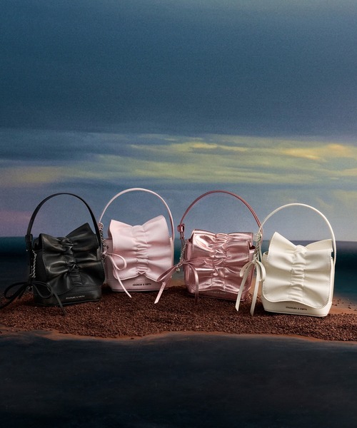 CHARLES & KEITH◆Kadee ルーシュド ミニバッグ ◆送料込 CHARLES ＆ KEITH ハンドバッグ Kadee ケーディー ルーシュ