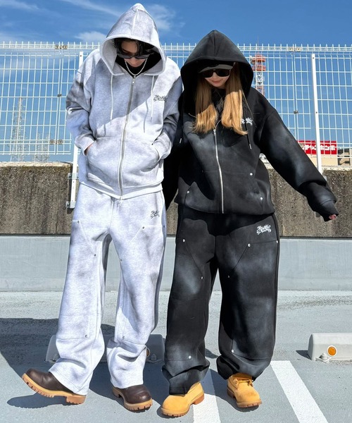 ATMARK パーカー 「2サイズ展開 / UNISEX グラフィティロゴ スプレー