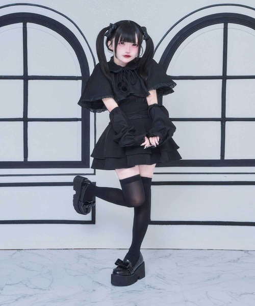 nyan Me みうみお　ぽんぽんけーぷぶらうす的なね【WHITE】 nyanMe ブラウス シャツ ぽんぽんけーぷぶらうす的なね レディース
