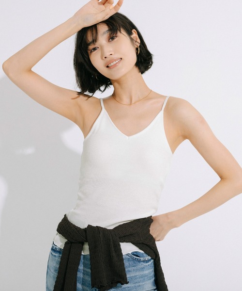 coca（コカ） カップ付き キャミソール OUT BRA バックオープンVネック