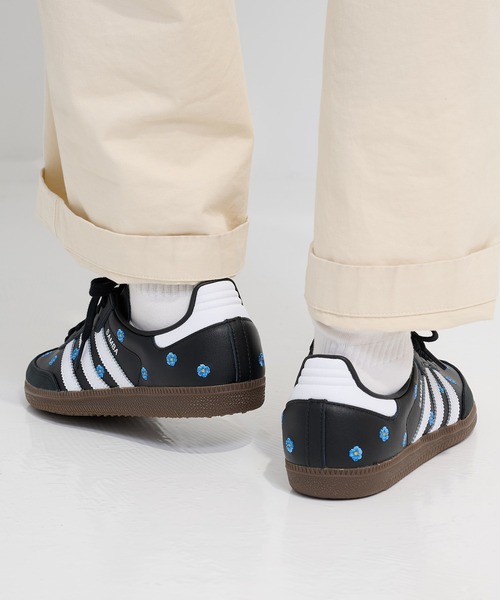 adidas（アディダス） スニーカー 「adidas」SAMBA OG W フラワー刺繍
