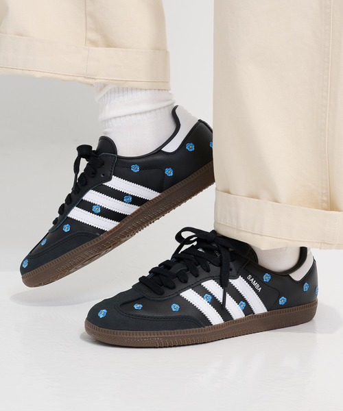 adidas（アディダス） スニーカー 「adidas」SAMBA OG W フラワー刺繍