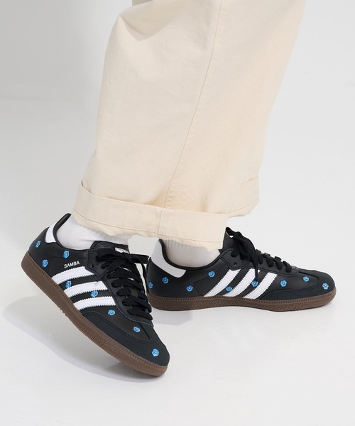 adidas（アディダス） スニーカー 「adidas」SAMBA OG W フラワー刺繍