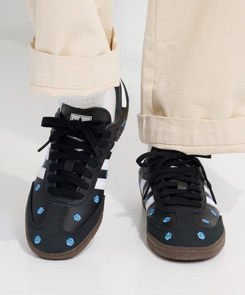 adidas（アディダス） スニーカー 「adidas」SAMBA OG W フラワー刺繍