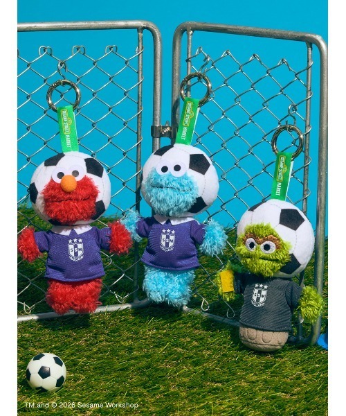 【超レア】レアルマドリード × セサミストリート ぬいぐるみセット SESAME STREET（セサミストリート） キーホルダー ぬいぐるみチャーム