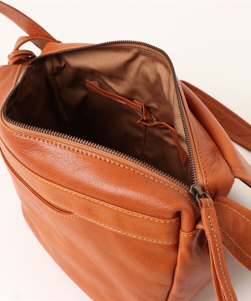 未使用 genten ゴートヌメ フラップショルダー キャメル ゲンテン genten - 未使用 genten ゴートヌメ フラップショルダー キャメル