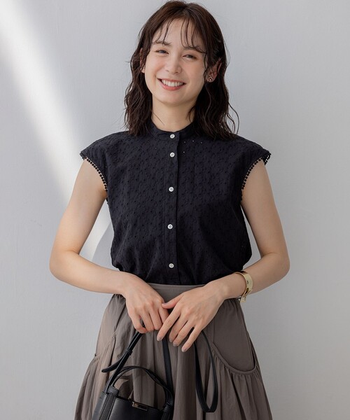 【新品】IENA エンブロイダリー ノースリーブブラウス IENA（イエナ）の「《追加》エンブロイダリー ノースリーブブラウス