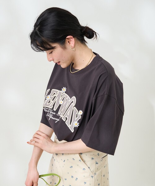 FREAK'S STORE tシャツ ビッグロゴデイジーTシャツ刺繍ロゴTシャツ