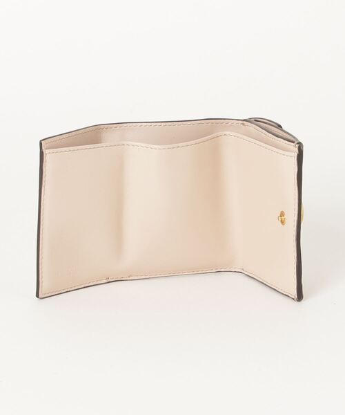 【FENDI】　財布　ベージュ フェンディ 折り財布 FFダイヤモンドウォレット オフホワイト