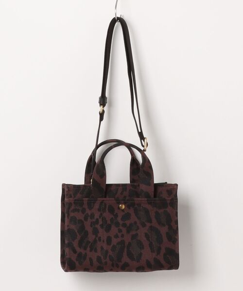 COACH（コーチ） トートバッグ カーゴ トート 26・レオパード プリント