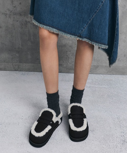 【新品タグ付】 タラスリッポン ミュールスニーカー 23.5 CHARLES ＆ KEITH（チャールズ&キース） スリッポン ミュール