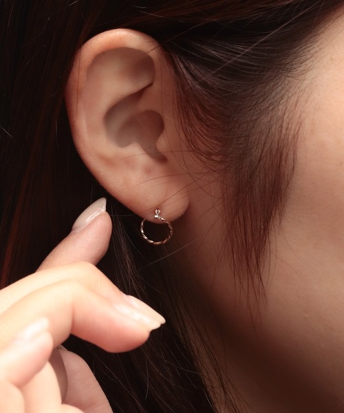 NOIR DE POUPEE（ノワールドプーペ） ピアス K10 角線捻り オープン