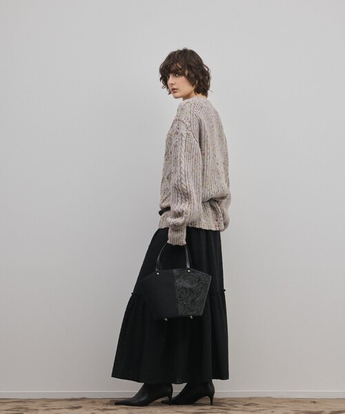 ＧＲＡＣＥ ＣＯＮＴＩＮＥＮＴＡＬ ケーブル編みセーター 黒 GRACE CONTINENTAL（グレースコンチネンタル） ニット セーター