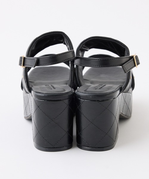 one after another NICE CLAUP サンダル ビジュースタッズ付き