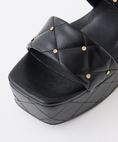 one after another NICE CLAUP サンダル ビジュースタッズ付き