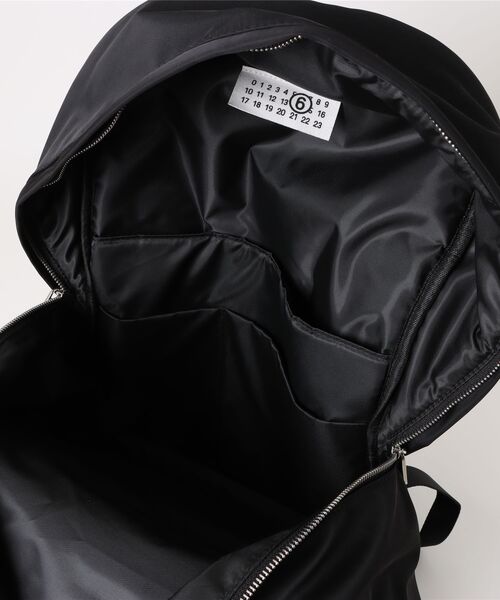 MM6 デイバック リュック THREE POCKET BACKPACK メンズ レディース