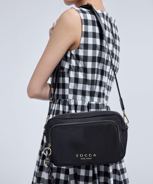 TOCCA NEW YORK スマホショルダーバッグ キルティング 黒 TOCCA 
