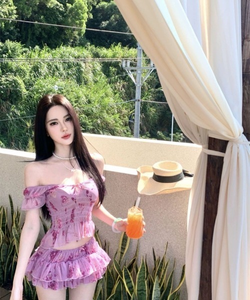 水着 花柄 オフショルダーフリル水着 レディース : ZOZOTOWN Yahoo!店