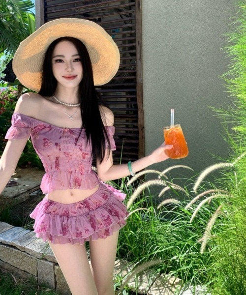 水着 花柄 オフショルダーフリル水着 レディース : ZOZOTOWN Yahoo!店