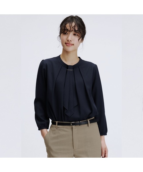 未使用品Y's ネイビーレーヨンブラウス（SALE中） AOYAMA ブラウス シャツ 入学式 「4WAY」アクセサリー付きボウタイ