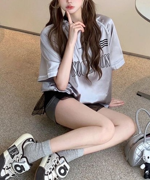 tシャツ ロゴVネックTシャツ レディース ベアー刺繍Vネック半袖Tシャツ | レディースファッション通販