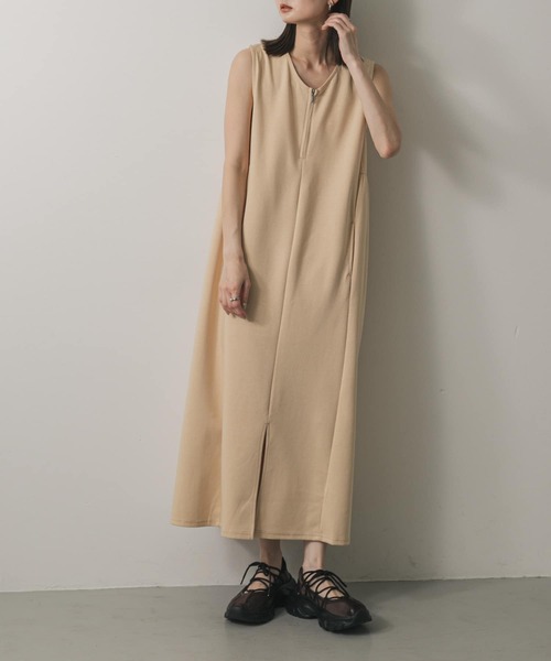 SENSE OF PLACE by URBAN RESEARCH ワンピース ZIPVネックカット