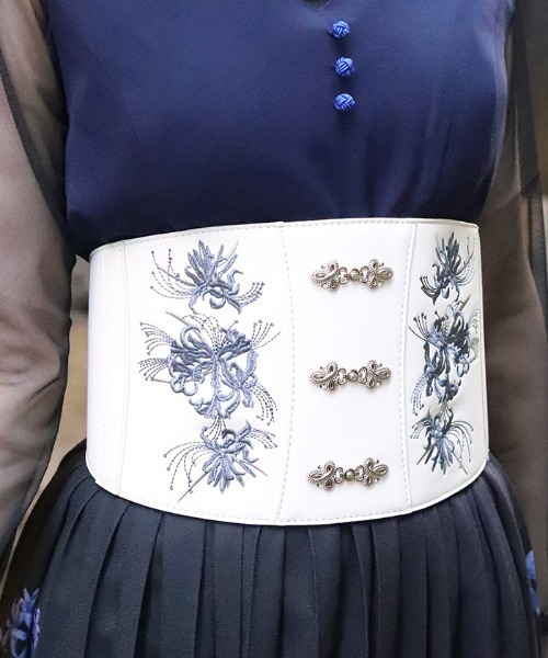 UN3D.花柄刺繍 コルセットベルト axes femme ベルト 彼岸花刺繍コルセットベルト レディース