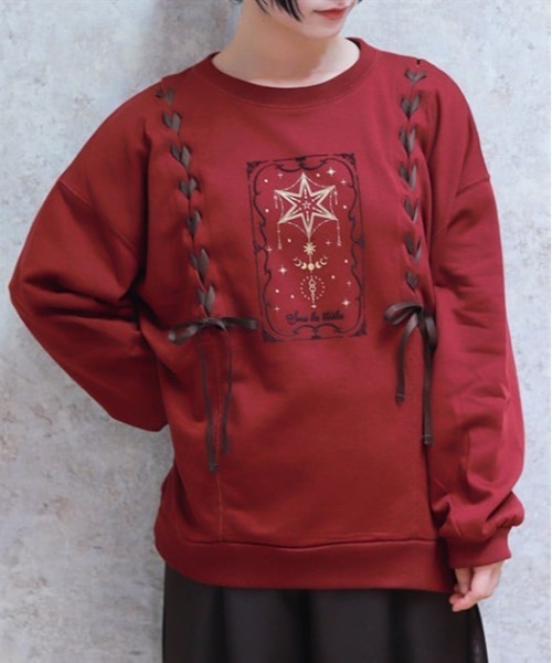 【値下げしました‼️タグ付き、新品】ami ベージュ トレーナー 赤い刺繍 axes femme（アクシーズ ファム） tシャツ 編み上げアソート柄