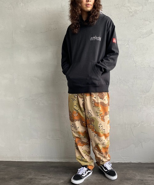 「Manhattan Portage」 プルオーバーパーカー X-LARGE ブラック レディース_画像2