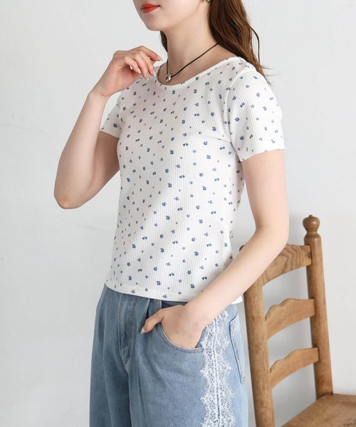 【値下げしました】deco depuis 1985 カットソー ワッフル 花柄 tiptop（ティップトップ） tシャツ 半袖 小花柄ワッフルTシャツ