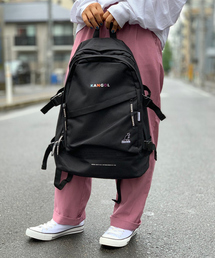 KANGOL（カンゴール） デイバック リュック カラフルロゴ斜めジップ