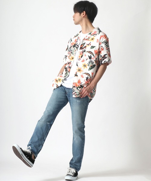 LVC Levi’s 1940s アロハシャツ 復刻 レーヨン コスモ柄 XL 夏といえばアロハシャツ。 アロハシャツといえばSUNSURF