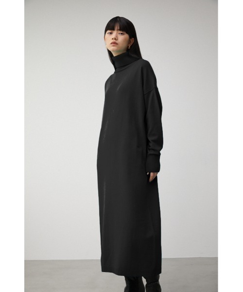 【値下げ】MISBHV ブラック カットアウト タートルネック ワンピース MISBHV ブラック カットアウト タートルネック ワンピース