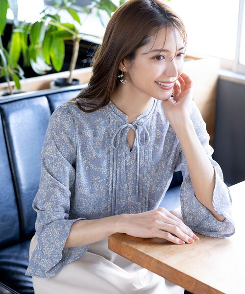 Tiaclasse ブラウス シャツ 「新色追加・洗える」フレアスリーブ花柄