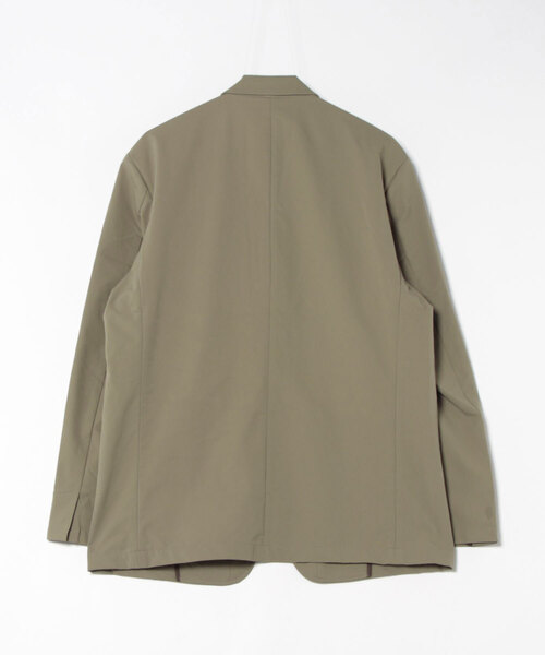 ニューバランス　MET24 Short Mods Coat 【size M】 ニューバランス「MET24」 ボリュームのあるシルエットで機能面も