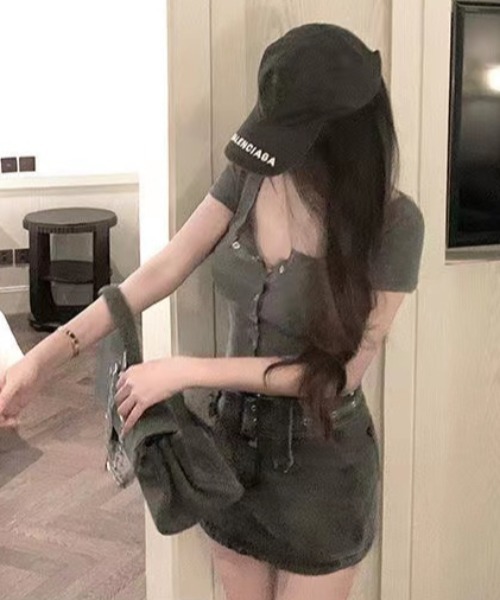 lilful tシャツ クロップフロントスナップボタントップス レディース