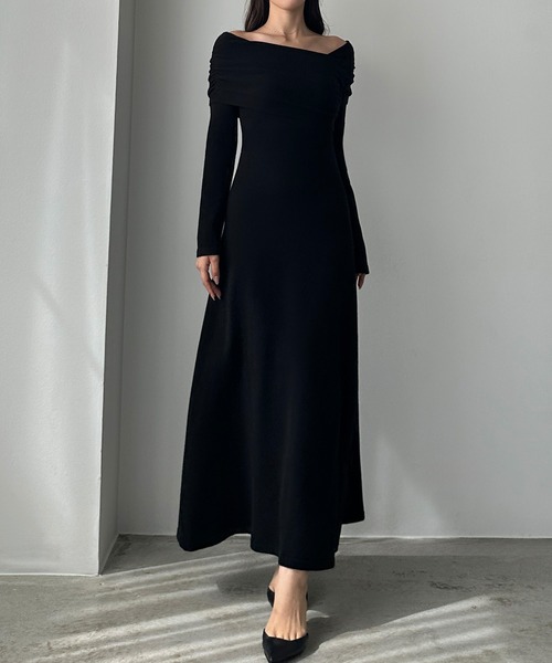 Louere（ルエレ） ワンピース アシメネックフレアニットワンピース「高