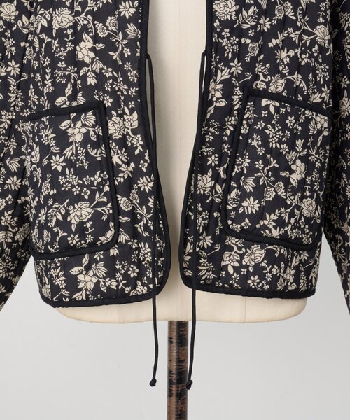 ビアズリー beardsley、中綿ジャケット、美品 BEARDSLEY（ビアズリー） ブルゾン アウター プリント中綿ジャケット