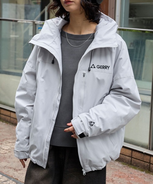 マークアンドロナ ダウンジャケット ブルゾン ハイブリッド 切替ロゴ ホワイト マークアンドロナ ダウンジャケット ブルゾン ハイブリッド 切替ロゴ