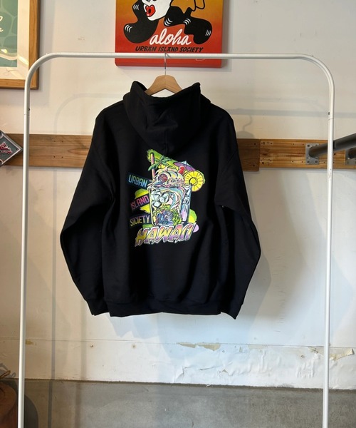 URBAN ISLAND SOCIETY（アーバンアイランドソサエティ） パーカー