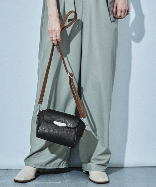 「HUNDRED」 ショルダーバッグ ONE SIZE アイボリー レディース_画像3