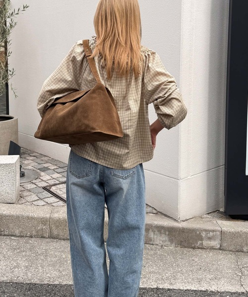 「CANAL JEAN」 「diggity」ショルダーバッグ ONE SIZE キャメル レディースの画像